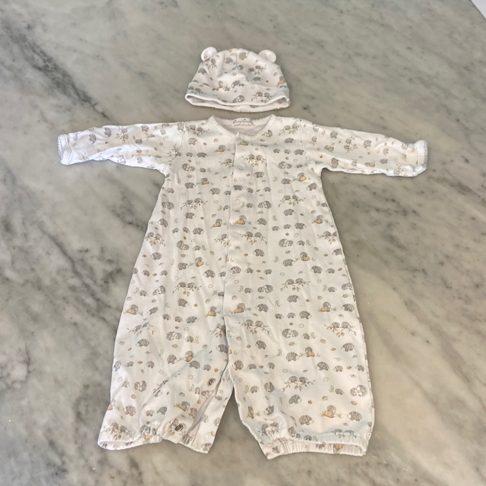 Kissy kissy newborn conversion gown, new (without tags)